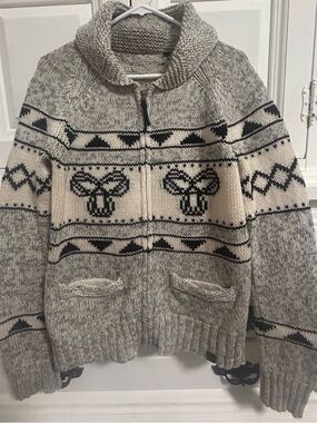 Aritzia TNA Grey Sea to Sky Full Zip Cowichan 100% Wool Sweater